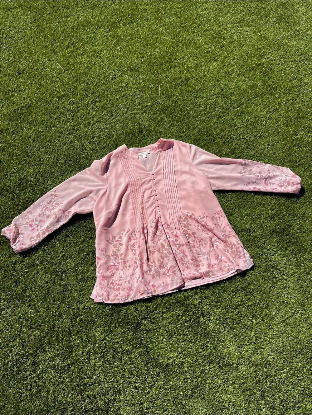 ✨ Coldwater Creek Plus Size 2X Pink Floral Border Pintuck Blouse✨
